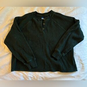 🩷 2/$20! Old Navy Women’s Cropped Thermal LS Henley Style Top Pine Green